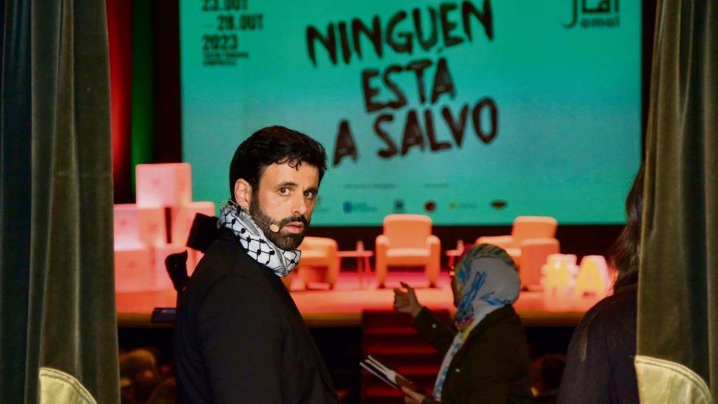 Ghaleb Jaber Martínez, esta segunda feira, na inauguración do festival, en Compostela. (Foto: Arxina)