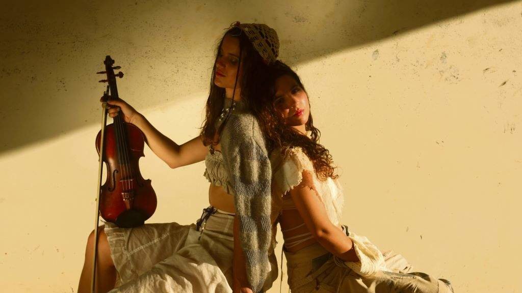 Sabela Caamaño e Antía Ameixeiras traballan como dúo desde 2018. (Foto: Nós Diario)