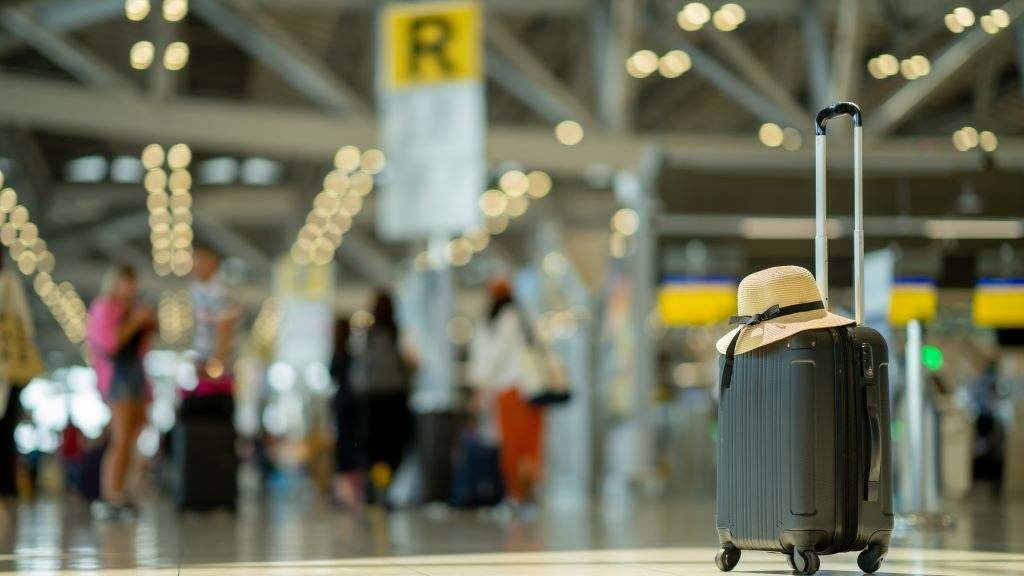 Unha maleta nun aeroporto (Foto: Nós Diario)