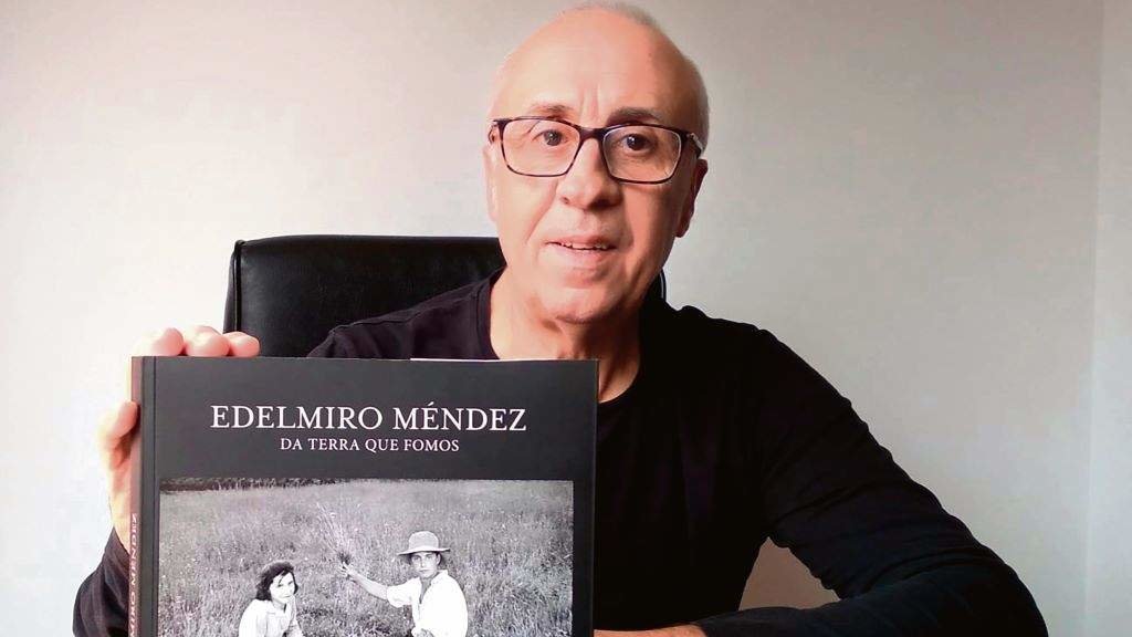 O libro fotográfico 'Edelmiro Méndez. Da terra que fomos' foi impulsado por Xosé Manuel Méndez. (Foto: Nós Diario)