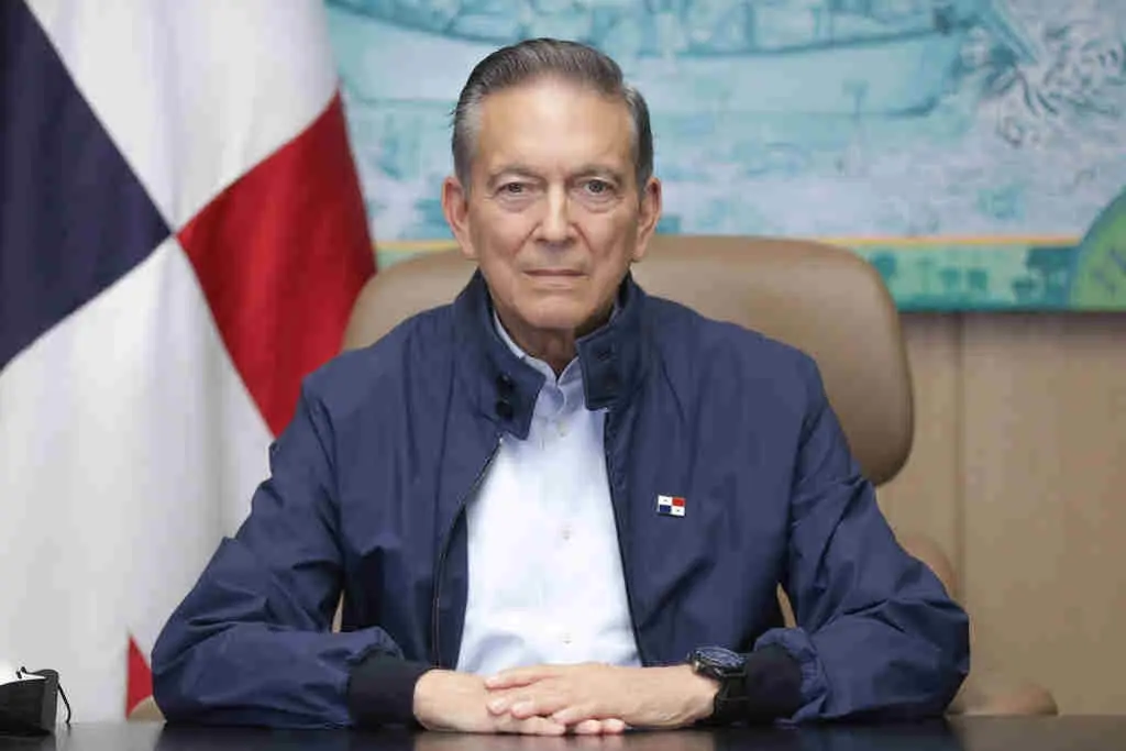 Laurentino Cortizo, presidente de Panam&aacute;, na madrugada de hoxe. (Foto: Presidencia de Panam&aacute;)