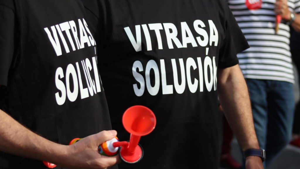 O persoal e Vitrasa reclama solucións (Foto: Nós Diario).