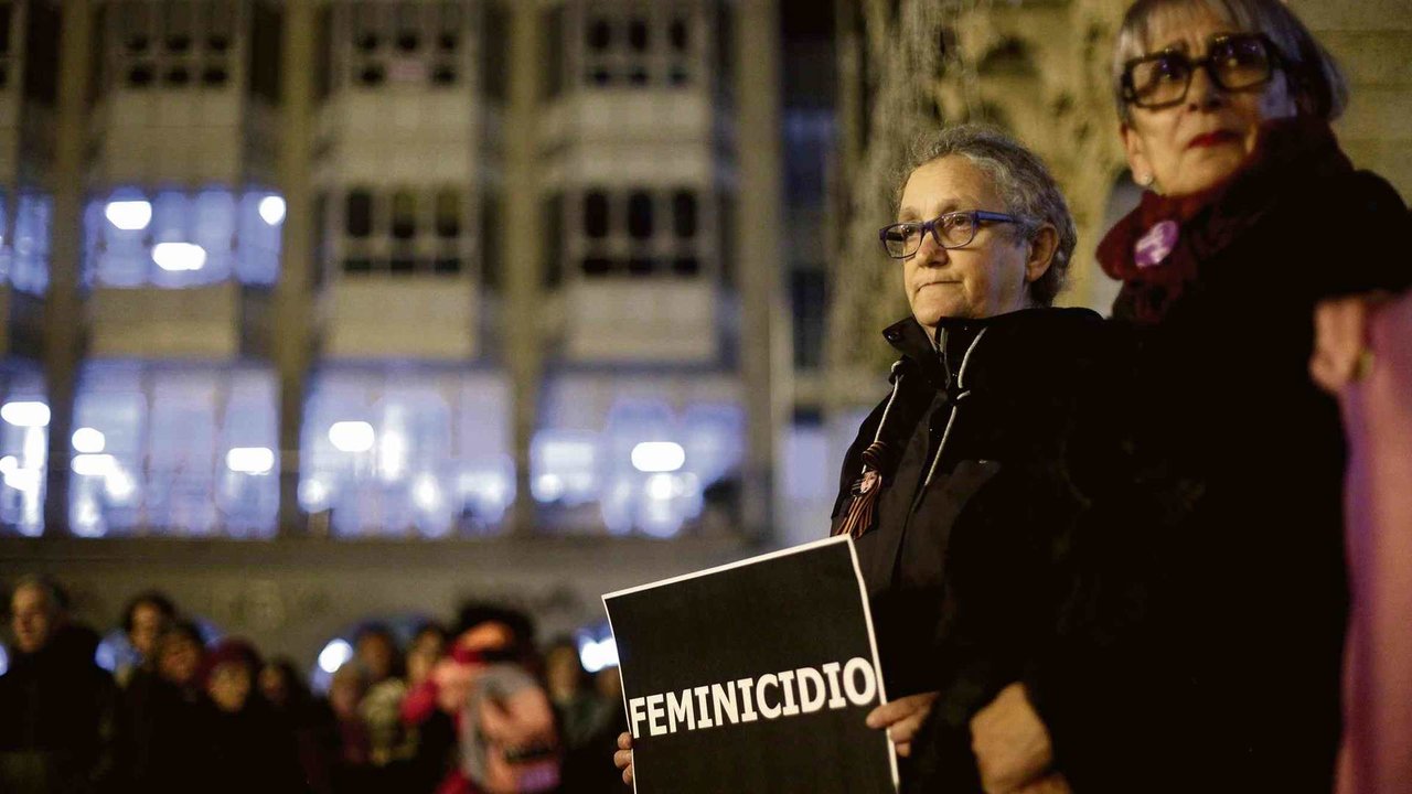 Concentración en Lugo contra a violencia machista e o feminicidio o pasado mes de decembro (Foto: Carlos Castro / Europa Press).
