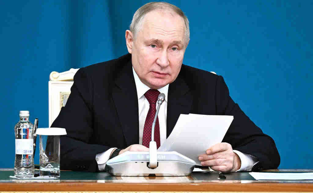 Vladimir Putin, presidente ruso, o 9 de novembro en Kazhakhstán. (Foto: Kremlin / DPA)