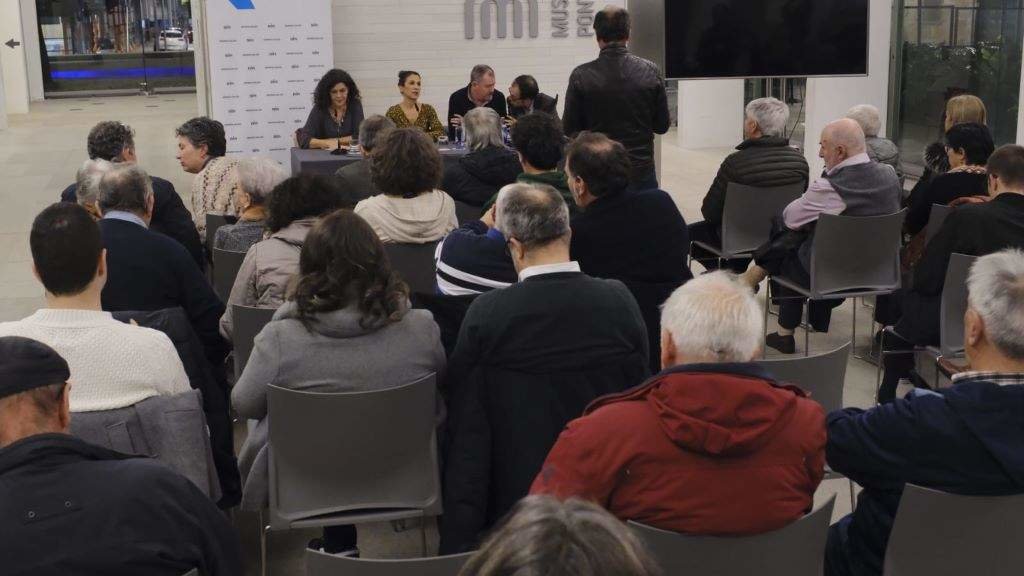 Susana Trigo, María Obelleiro, Xoán Costa e Xosé Abilleira, hoxe. (Foto: Nós Diario)