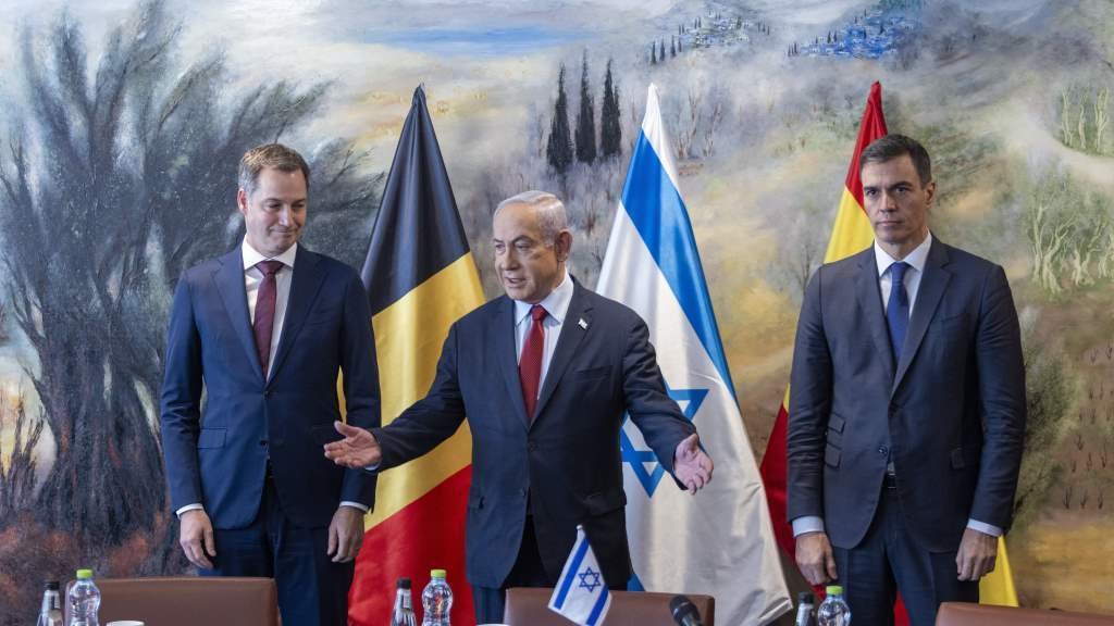 Alexander de Croo, Benjamin Netanyahu e Pedro Sánchez, hoxe, en Xerusalén. (Foto: Europa Press)