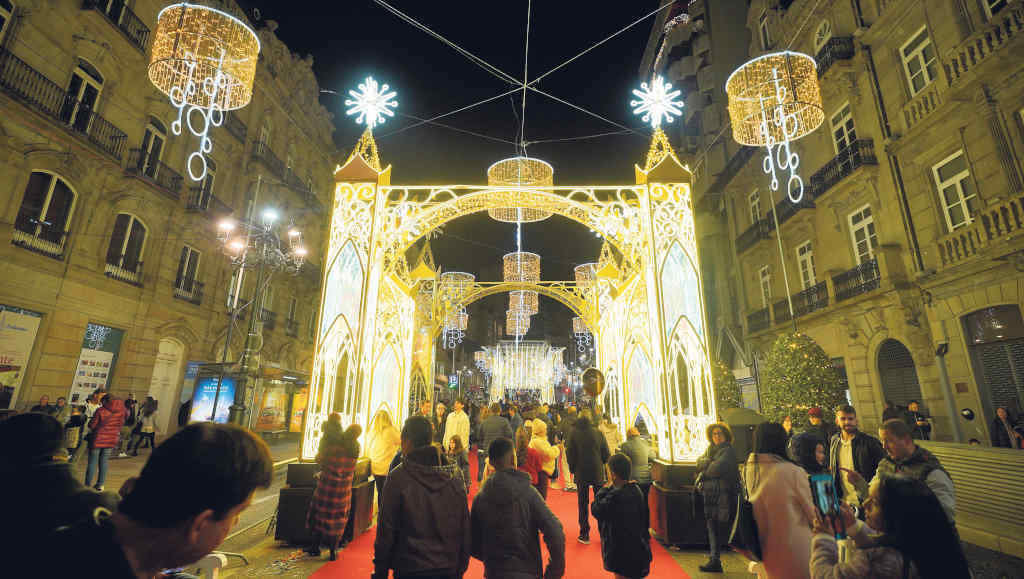 Alumeado de Nadal, esta semana en Vigo (Foto: Javier Vázquez / Europa Press).