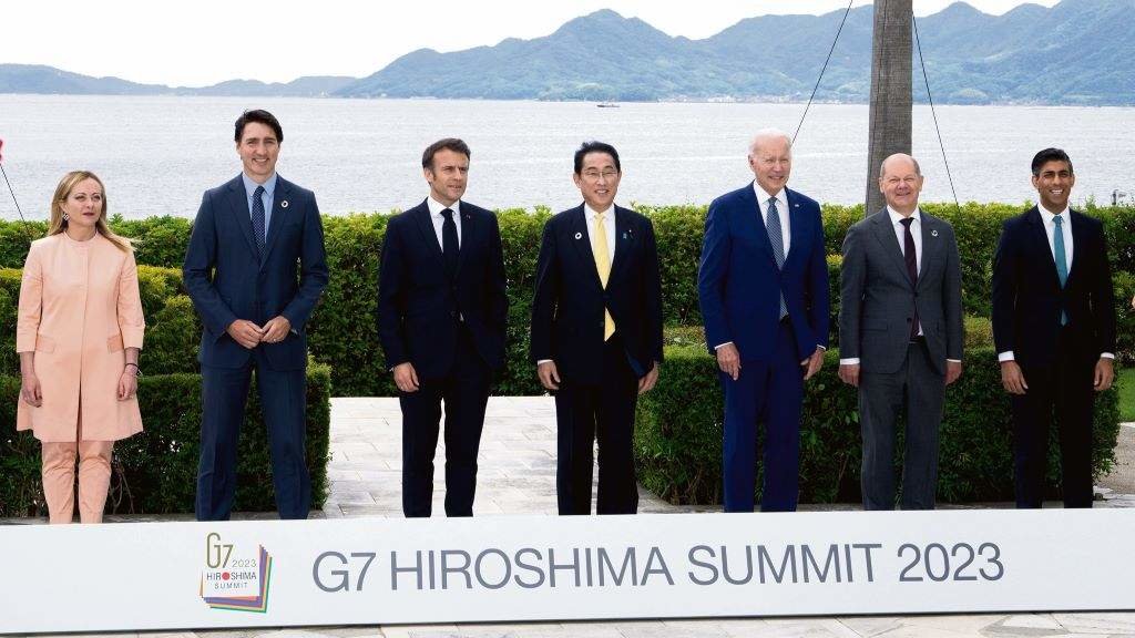 Giorgia Meloni, Justin Trudeau, Emmanuel Macron, Fumio Kishida, Joe Biden, Olaf Scholz e Rishi Sunak no cume do G-7 en Hiroshima en maio. (Foto: Adrian Wyld)