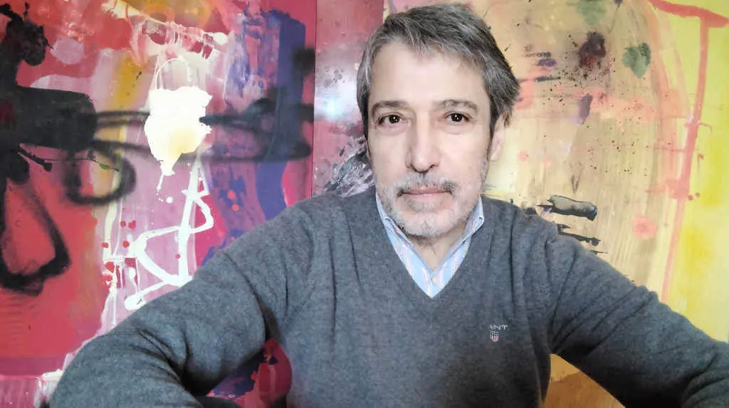 Xurxo Alonso foi galardoado por 'Non deixedes na mesa nin leite nin pan' (Foto: N&oacute;s Diario).