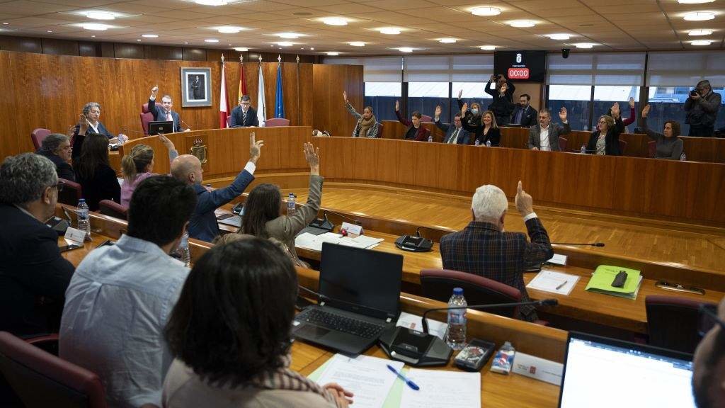 Sesión plenaria no Concello de Vigo, onte. (Foto: Adrian Irago / Europa Press)