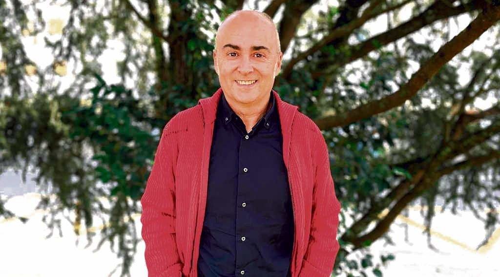 O escritor Antón Riveiro Coello. (Foto: Editorial Galaxia)
