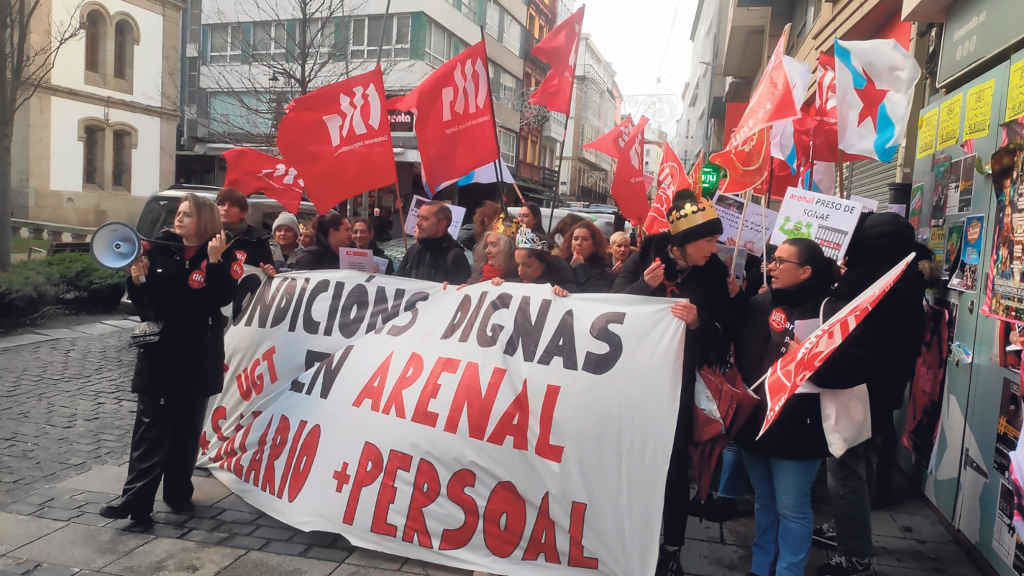Mobilización das traballadoras de Arenal na Coruña (Foto: Nós Diario).