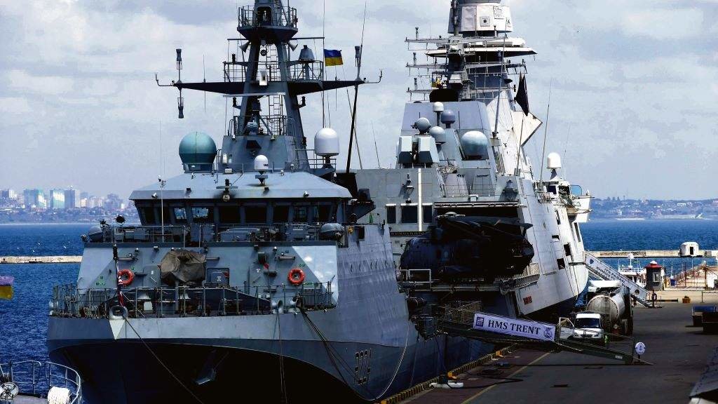 O buque de Guerra HMS Trent (P224) da Royal Navy. (Foto: Yulii Zozulia / Europa Press)