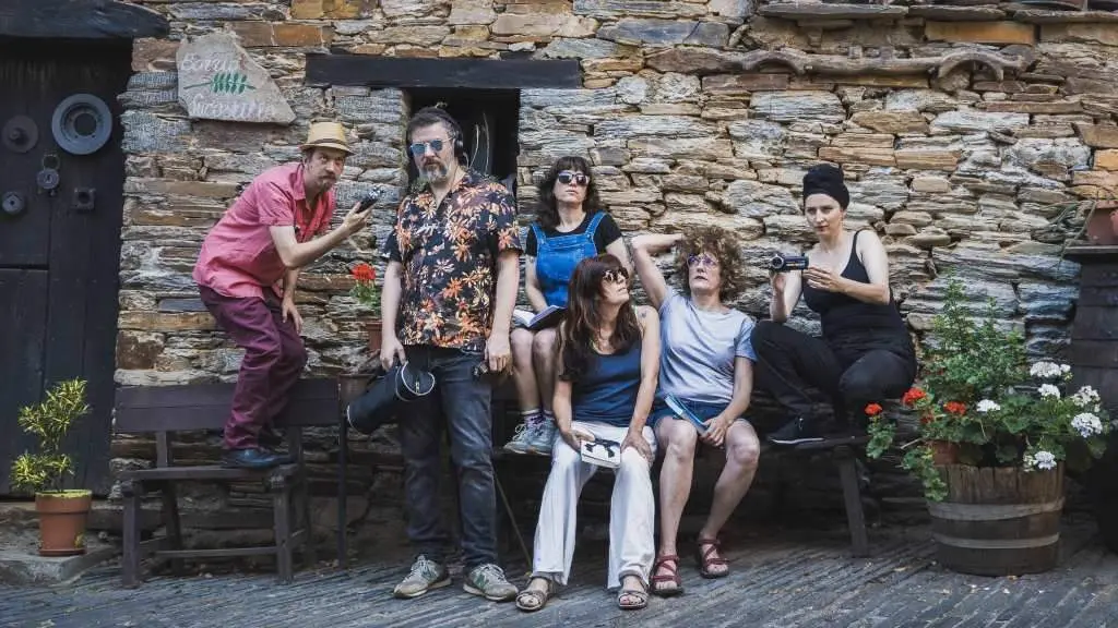 Marcos PTT, Jos&eacute; D&iacute;az, Mar&iacute;a Lado, Avelina P&eacute;rez, Clara Gayo e Iria Azevedo. (Foto: N&oacute;s Diario)