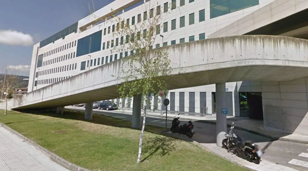Exteriores do CHUO en Ourense (Foto: Google).