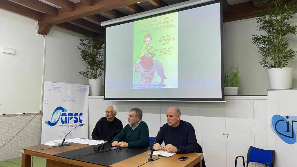 Rolda de prensa de presentaci&oacute;n da protesta en Rois (Foto: Centro Internacional de Prensa da Galiza).