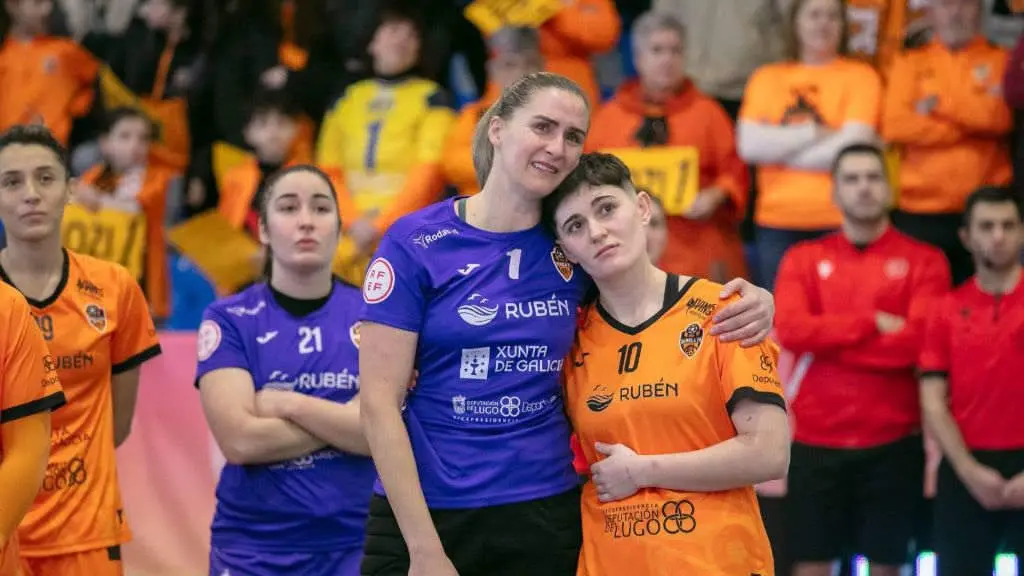 A lendaria meta brasileira (co '1') dixo adeus a semana pasada. (Foto: Pescados Rub&eacute;n Burela).