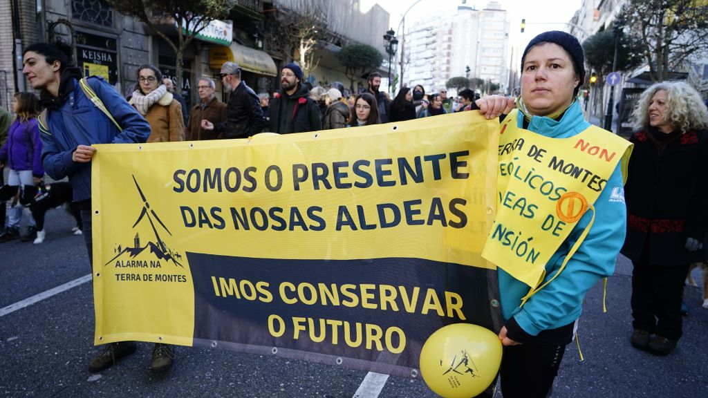 Manifestación contra a 'depredación' enerxética en Vigo o 22 de xaneiro de 2023. (Foto: Javier Vázquez / Europa Press).