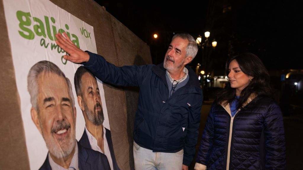 Díaz-Mella e Pepa Millán no acto de apertura de campaña do ultraespañolista Vox. (Foto: Nós Diario)
