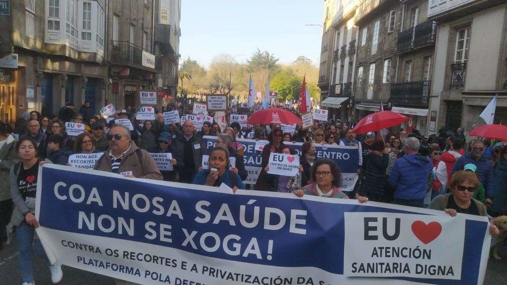Manifestación en defensa da sanidade pública en Santiago. (Foto: Nós Diario)