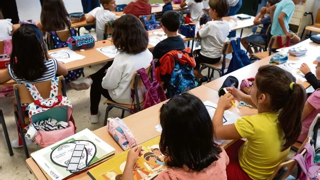 Alumnado de primaria do&nbsp;CEIP Quiroga Palacios de Santiago de Compostela. (Foto: Arxina)