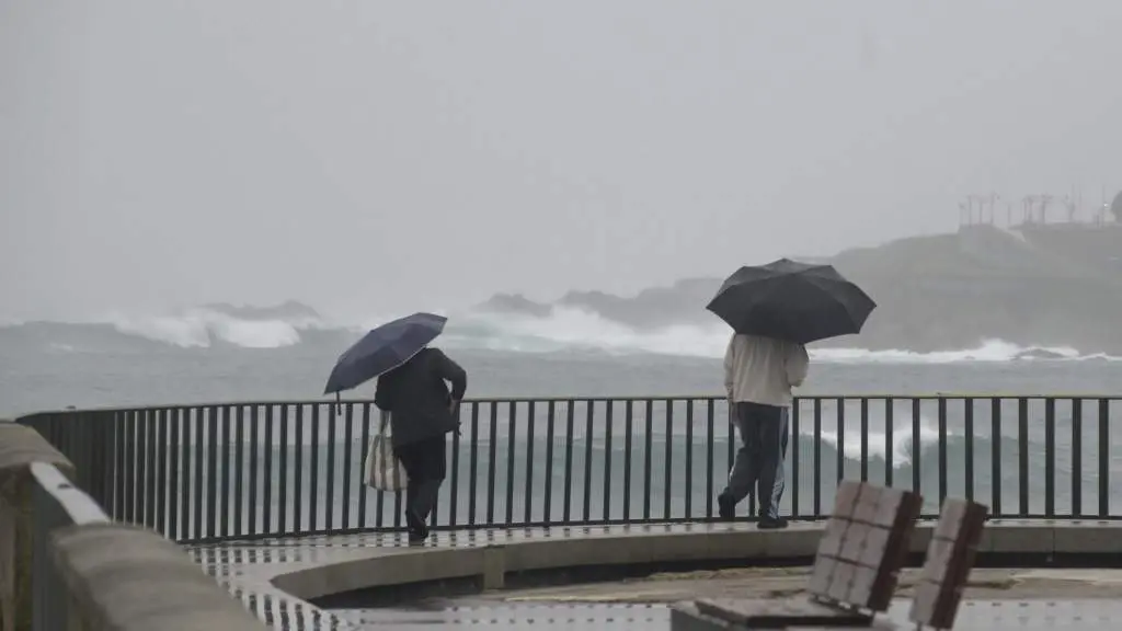 Borrasca atl&aacute;ntica que afectou a Galiza en xaneiro de 2024, na Coru&ntilde;a. (Foto: M Dylan / Europa Press)