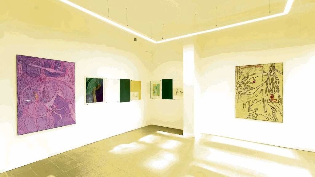 Unha sala da exposición de Vicente Blanco na galería Néboa de Lugo.