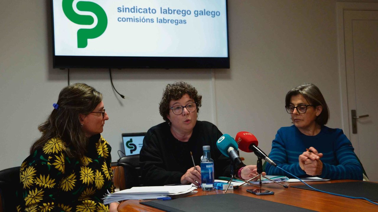 María Ferreiro, Margarida Prieto e Henar Román, representantes do SLG (Foto: Nós Diario).