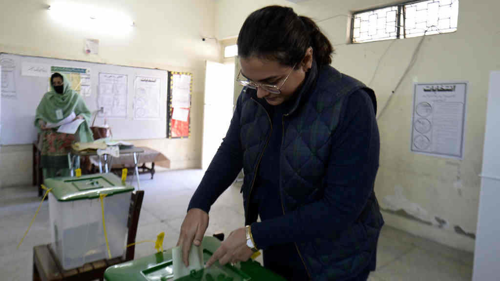 Votacións hoxe en Paquistán. (Foto: Ahmad Kamal / Europa Press / Contacto)
