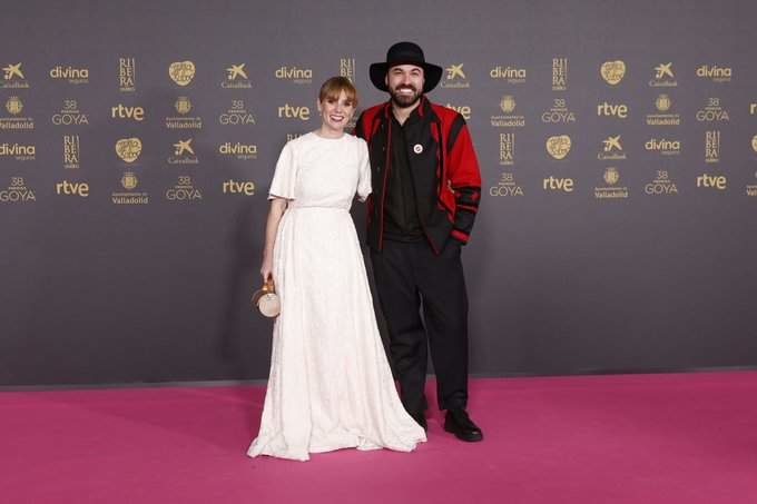 María Vázquez e Álvaro Gago na entrada á gala dos Premios Goya.