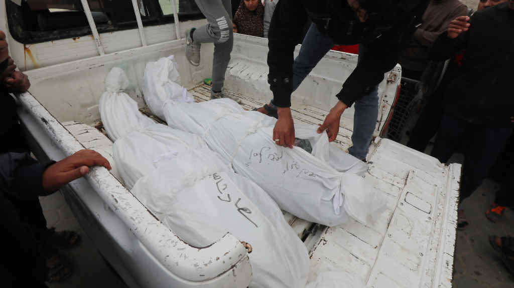 Persoas palestinas asasinadas por Israel. (Foto: Omar Ashtawy / Zuma Press / ContactoPhoto)