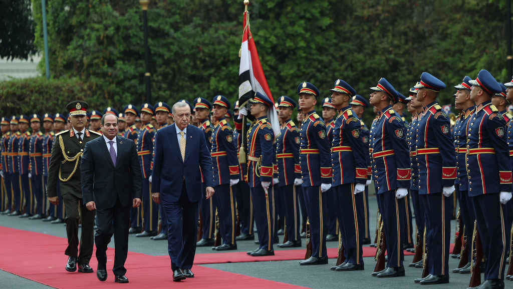 Os presidentes de Exipto, Abdel Fattah al Sisi, e Turquía, Recep Tayyip Erdogan, hoxe no Cairo. (Foto: Presidencia de Turquía)