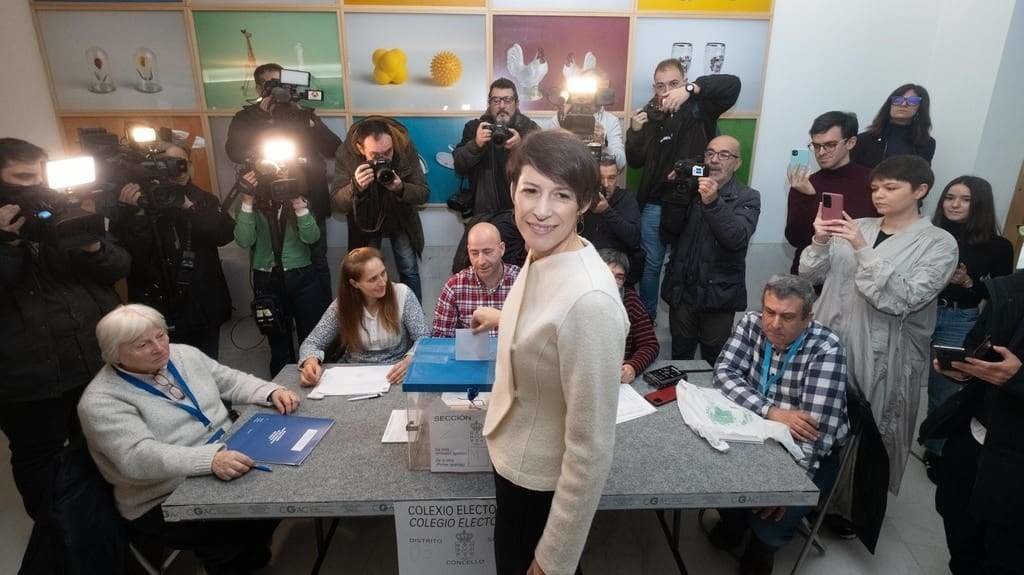 Ana Pontón, votando no CGAC de Santiago. (Foto: BNG).