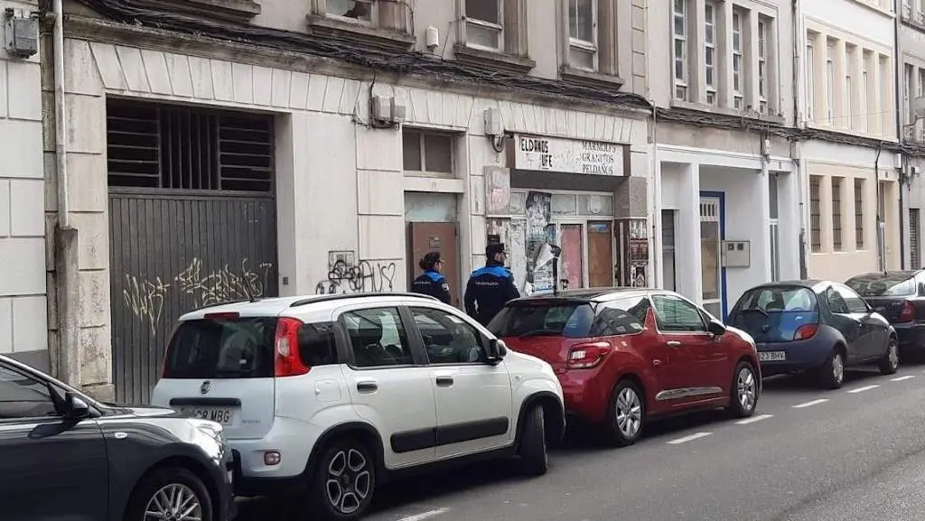 Axentes da Polic&iacute;a Local de Lugo. (Foto: Europa Press)