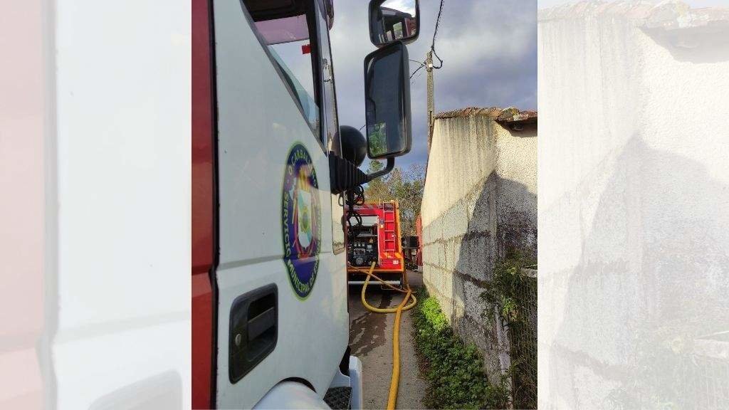 Camión do servizo municipal de emerxencias do Carballiño. (Foto: Europa Press)