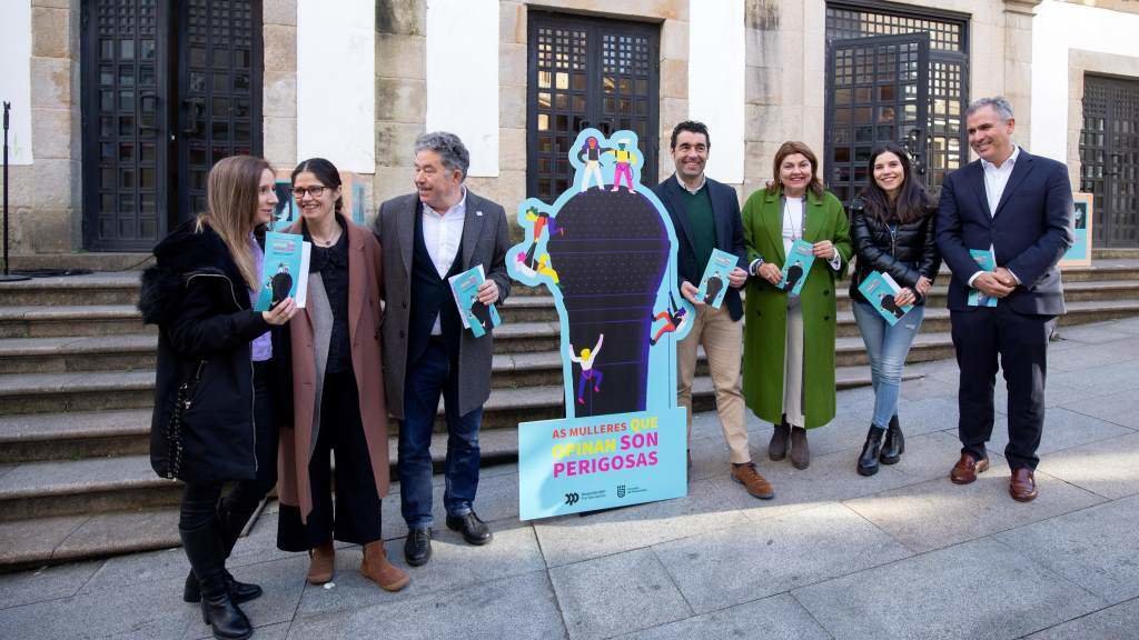 Presentación da sétima edición do foro 'As mulleres que opinan son perigosas', hoxe, en Pontevedra. (Foto: Deputación de Pontevedra)