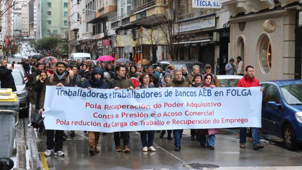 Algo máis de 500 persoas asistiron onte á manifestación que percorreu as rúas do centro da cidade da Coruña (Foto: Nós Diario).
