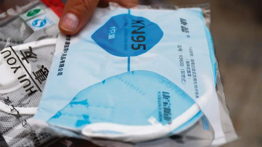 A maior&iacute;a das m&aacute;scaras durante a pandemia foron mercadas con contratos de emerxencia. (Foto: Europa Press)