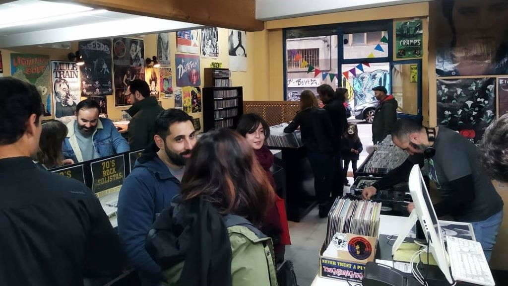 Celebración do Record Store Day na tenda de discos Honky Tonk de Vigo. (Foto: Honky Tonk).