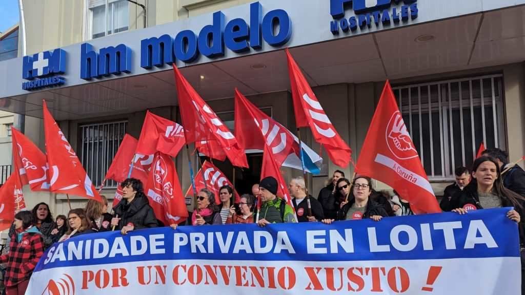 Protesta do persoal da sanidade privada, esta cuarta feira na Coruña (Foto: Nós Diario).