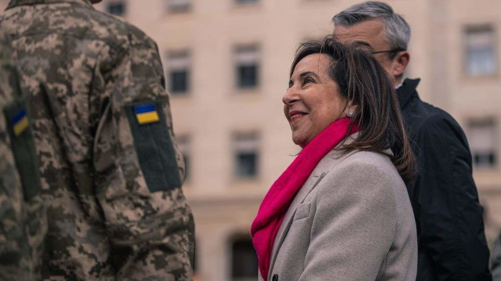 A ministra de Defensa, Margarita Robles, durante o acto de homenaxe aos caídos na guerra de Ucraína ao pasado mes de febreiro. (Foto: Juan Moreno / Europa Press).