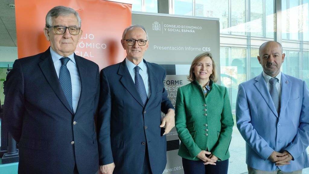 Manuel Pérez, Antón Costas, Isabel Artime e Basilio Otero, esta quinta feira. (Foto: Europa Press)