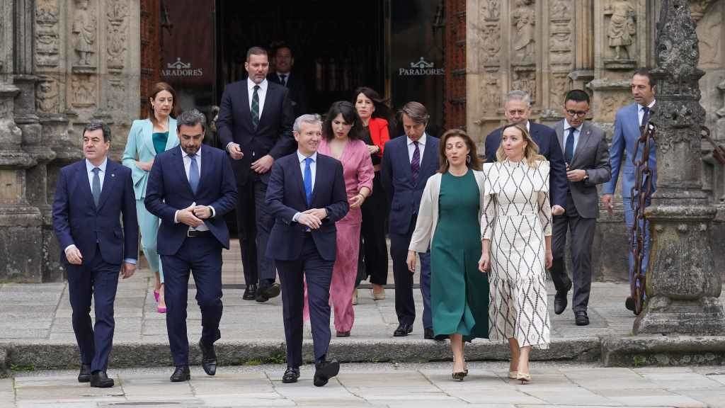 Integrantes do novo Goberno galego durante o acto de posesión dos conselleiros e conselleiras (Álvaro Ballesteros / Europa Press).