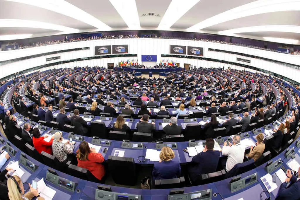 O Parlamento europeo durante unha votaci&oacute;n. (Foto: Philippe Stirnweiss / European Par / DPA)
