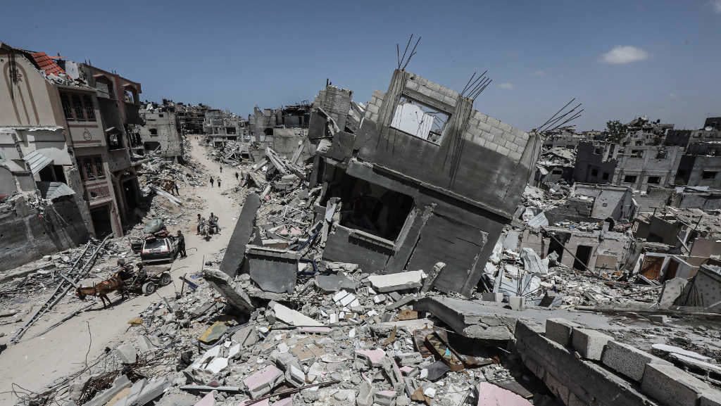 Cascallos en Gaza. (Foto: Omar Ashtawy / Europa Press / Contacto)