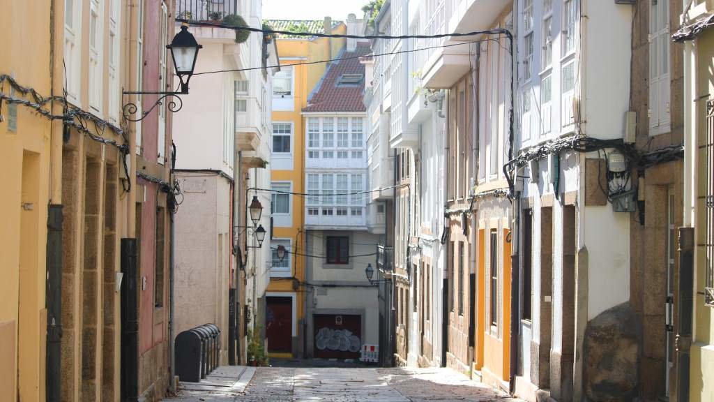 O prezo do aluguer aumentou na Coruña até 61% na última década, a maior repunta rexistrada nas cidades galegas. (Foto: Yandry Fernández vía Adobe Stock)