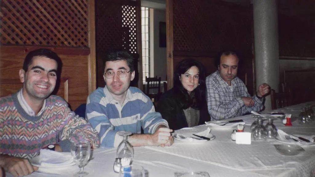 Rafa Villar, Carlos Bern&aacute;rdez, Lu&iacute;sa Villalta e Manuel Miragaia. Encontro Galeuzca. Andorra, 1996 (Foto: Arquivo X. Carlos Bern&aacute;rdez).
