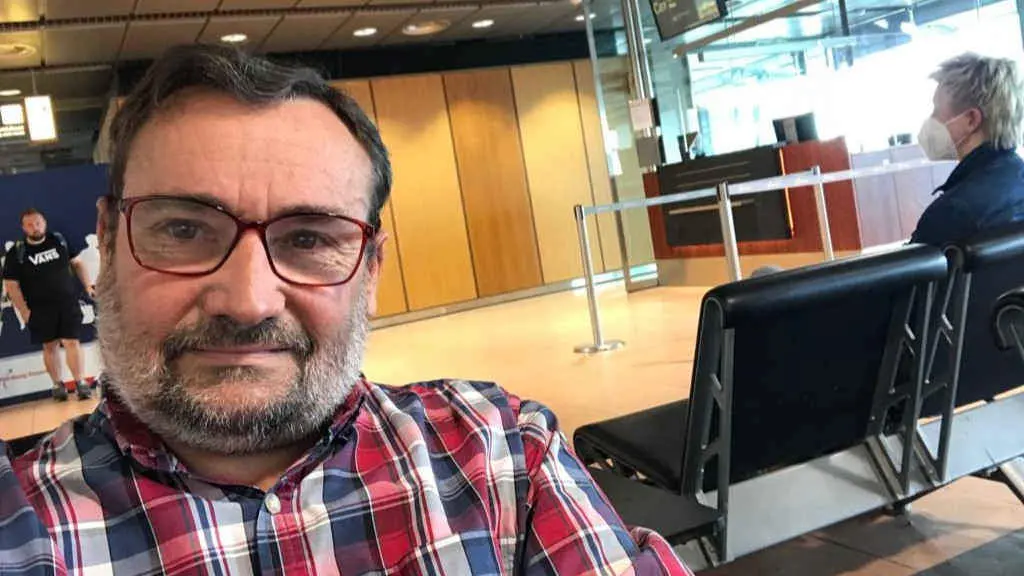O activista Manoel Vello nunha viaxe a Hamburgo, Alema&ntilde;a (Foto: N&oacute;s Diario)