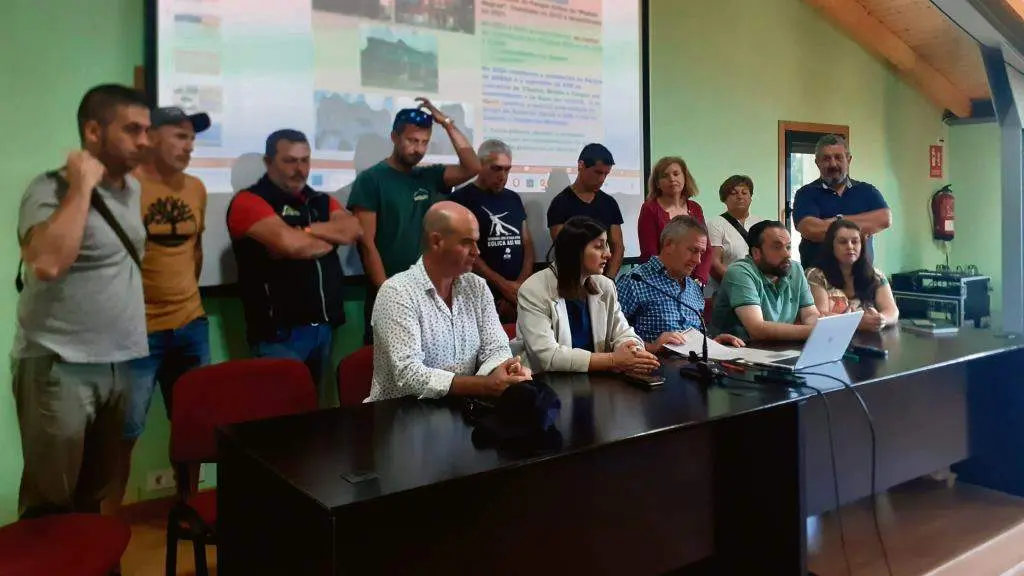 As Alcald&iacute;as e a Plataforma E&oacute;licos no Morrazo Non compareceron conxuntamente (Foto: N&oacute;s Diario).