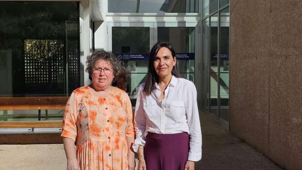 A deputada do PSdeG Carmen Rodr&iacute;guez Dacosta e a portavoz municipal dos socialistas no Pereiro de Aguiar.